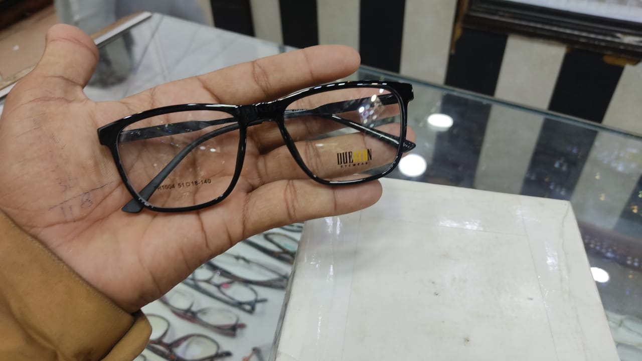 Anti Blue Ray Glasses, Blue Light Glasses, Screen Protection Glasses, Computer Glasses, Black Frame Eyewear, Unisex Glasses, Lightweight Eyewear, Modern Eyeglass Frame, Stylish Blue Light Glasses, Eye Protection Frame